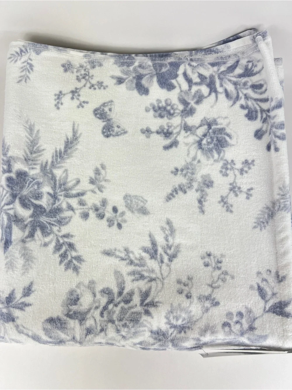 Laura Ashley Bath Towels Blue White Floral Soft Velour Cotton 2 Pc Set NEW